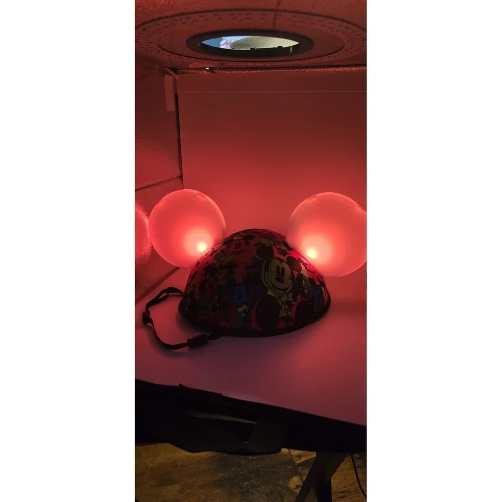 Disney Parks Mickey Mouse‎ Light-Up Ears Hat Theme Park Souvenir